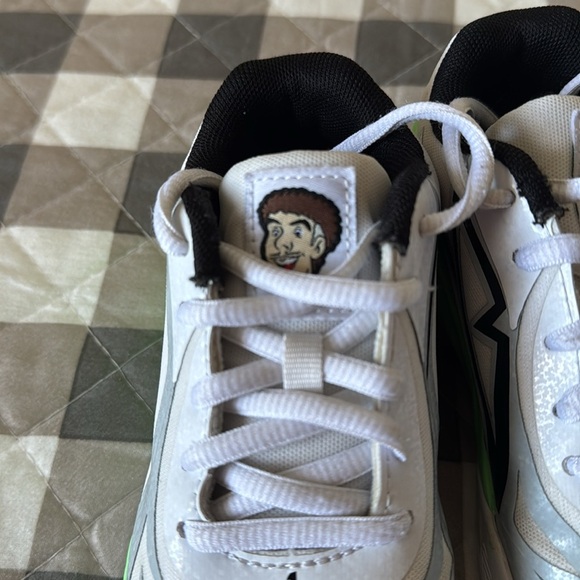 Puma Kids Sneakers in Gray and Green - Picture 6 of 10